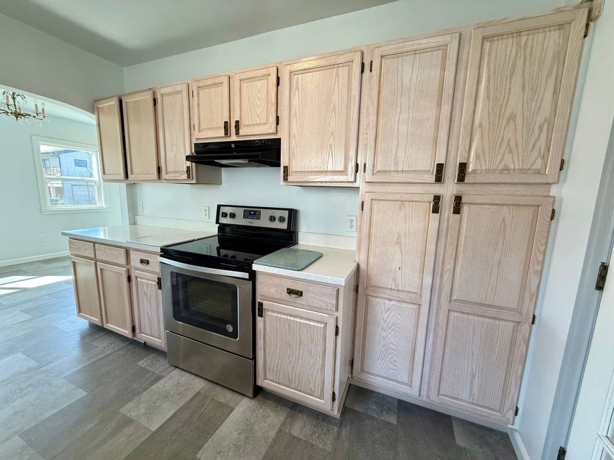 221 N Ave E, Missoula, MT 59801 - House for Rent - Image 7