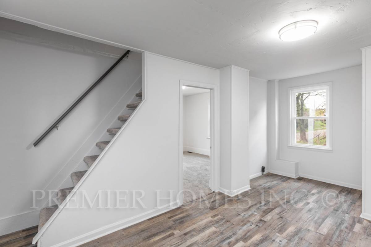 House for rent at 1126 11th St NW, Canton, OH 44703