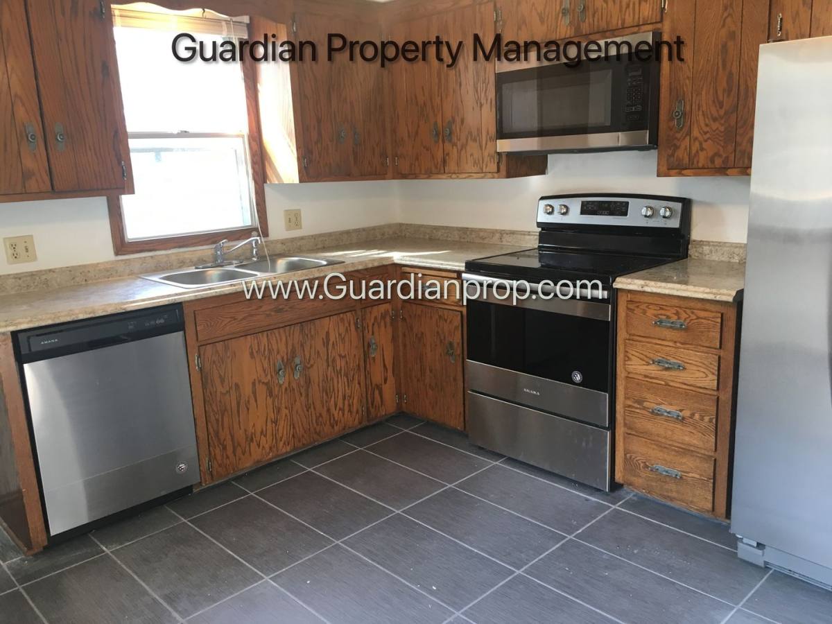 Apartment for rent at 2600-2604 France Ave N, Minneapolis, MN 55422
