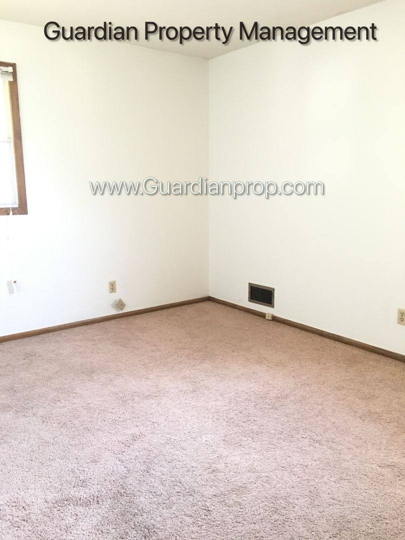 Apartment for rent at 2600-2604 France Ave N, Minneapolis, MN 55422
