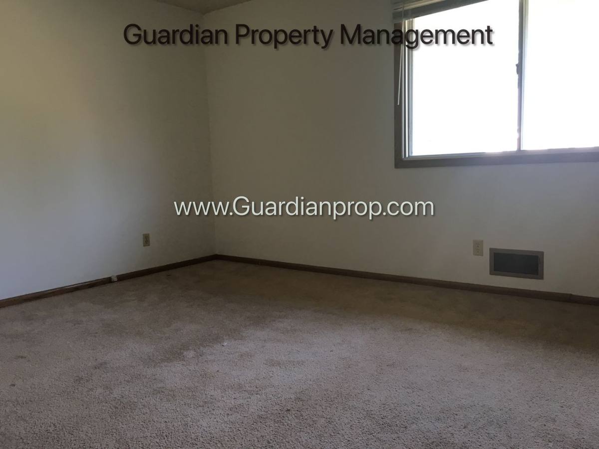 Apartment for rent at 2600-2604 France Ave N, Minneapolis, MN 55422