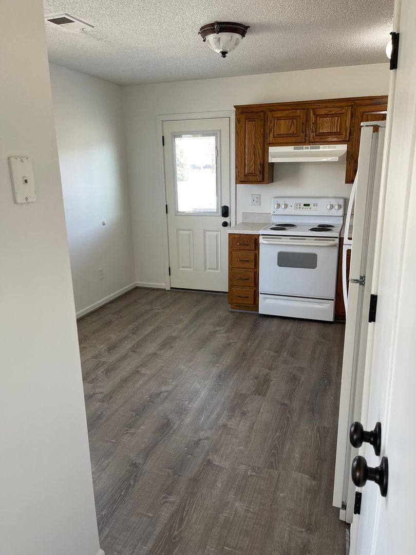 Apartment for rent at 601-643 Port Arthur Rd, Trimble, MO 64492