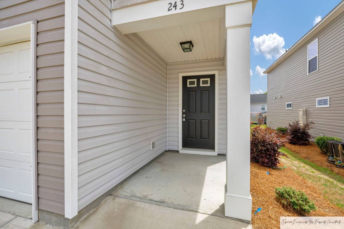 Townhouse for rent at 243 Gum Swamp Trail, West Columbia, SC 29169