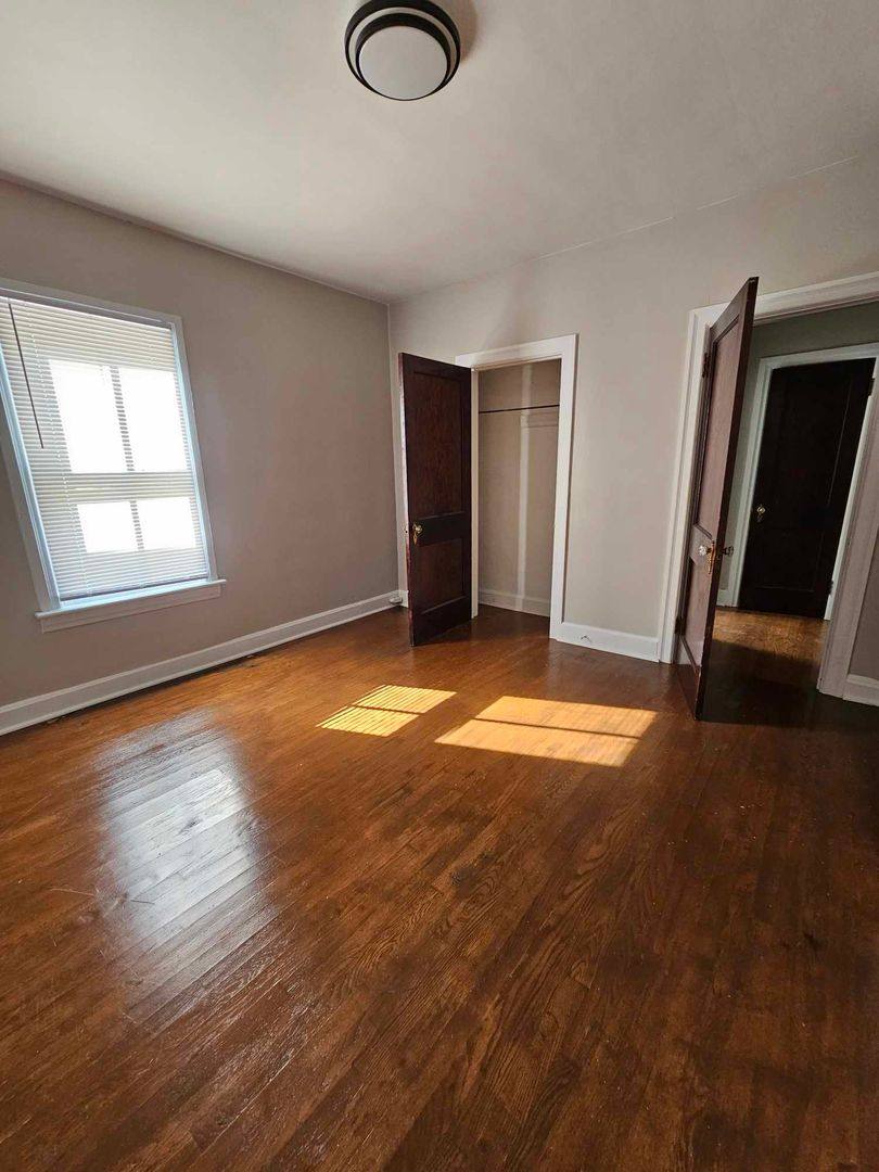 Apartment for rent at 145 E N Ave, Hagerstown, MD 21740