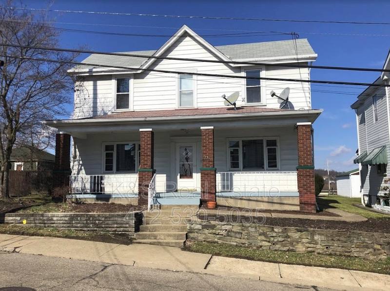 Apartment for rent at 230 Magazine St #2, Carnegie, PA 15106