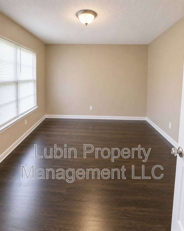 House for rent at 583 Moccasin Dr, Memphis, TN 38109