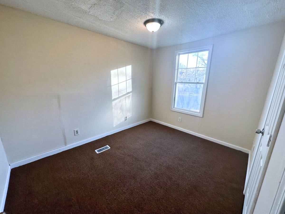 Apartment for rent at 495 Emerson St, Rochester, NY 14613