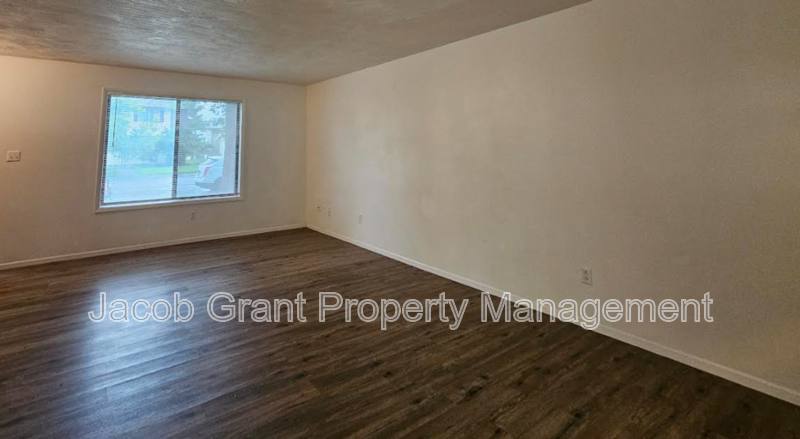 731 N Fanning #735, Idaho Falls, ID 83401 - Townhouse for Rent - Image 4