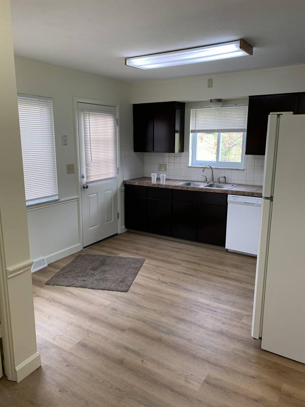 Townhouse for rent at 309 Kenridge Rd, Akron, OH 44333