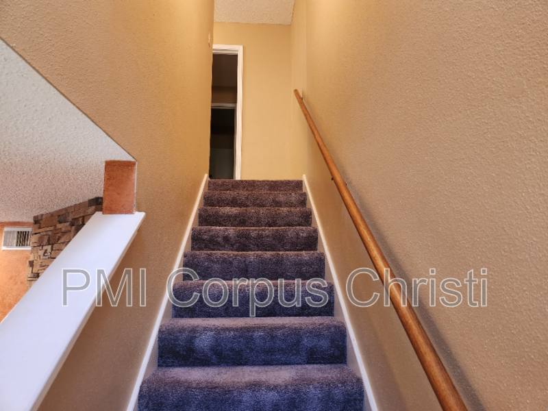 Condo for rent at 6702 Everhart Rd #A102, Corpus Christi, TX 78413