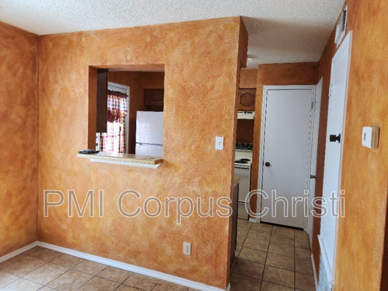 Condo for rent at 6702 Everhart Rd #A102, Corpus Christi, TX 78413