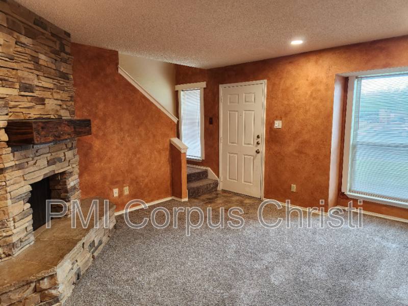 Condo for rent at 6702 Everhart Rd #A102, Corpus Christi, TX 78413