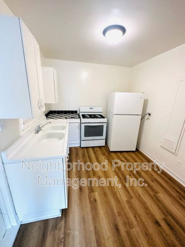 Apartment for rent at 1299 N Linden Ave, Fresno, CA 93728