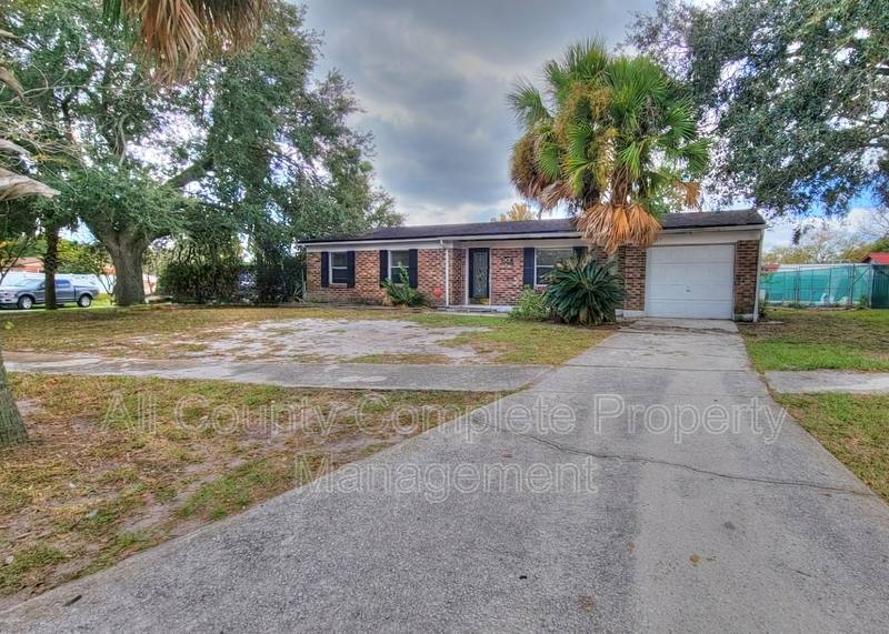 House for rent at 2472 Fernside Rd, Jacksonville, FL 32246