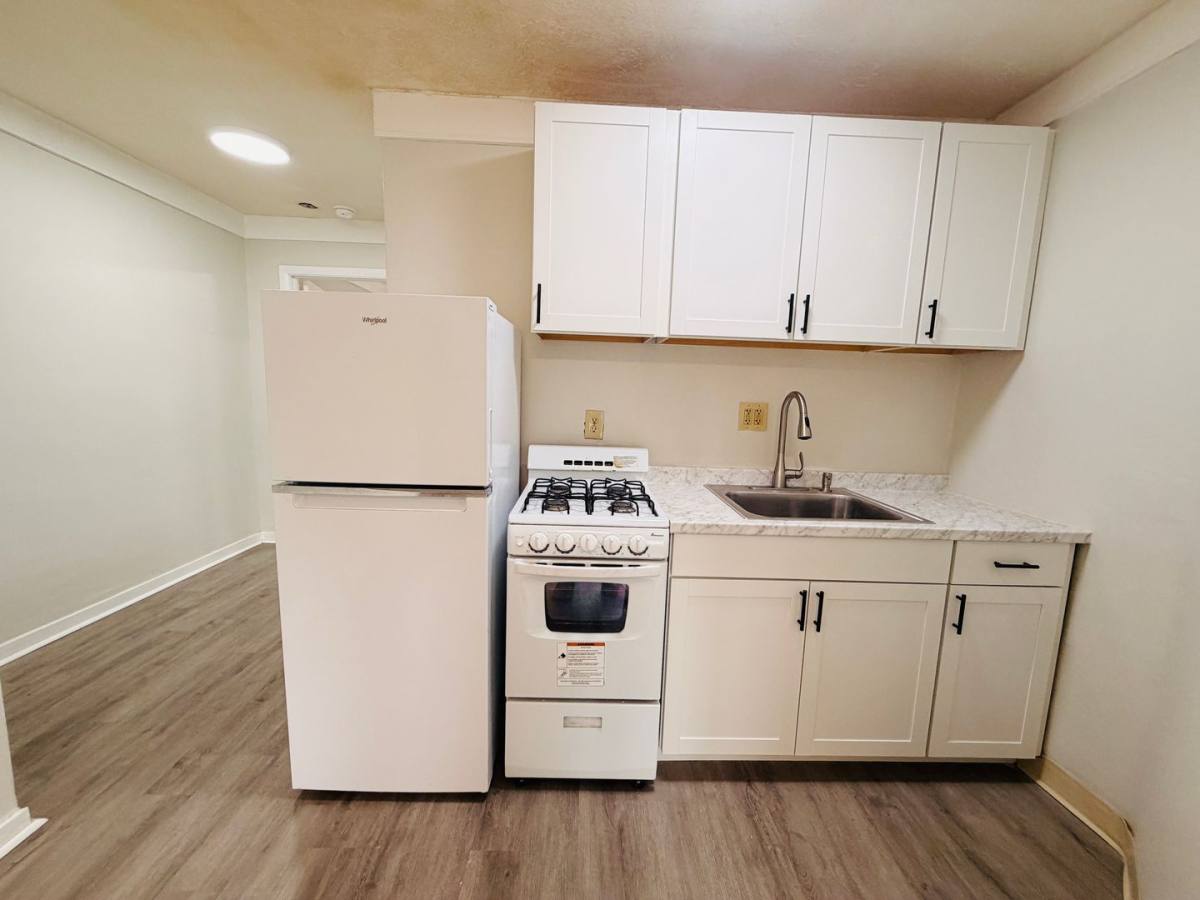 Apartment for rent at 450 1 2 Augusta St, Pittsburgh, PA 15211