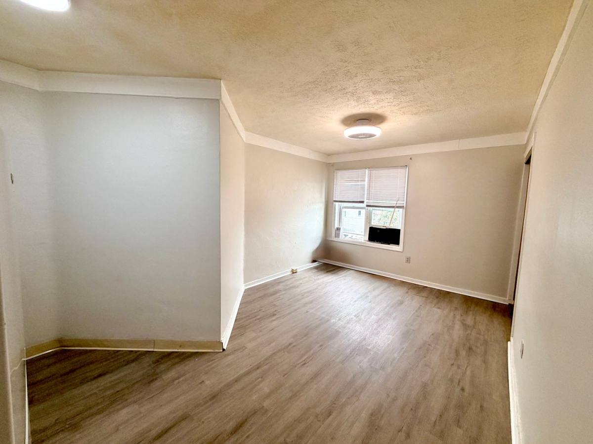Apartment for rent at 450 1 2 Augusta St, Pittsburgh, PA 15211