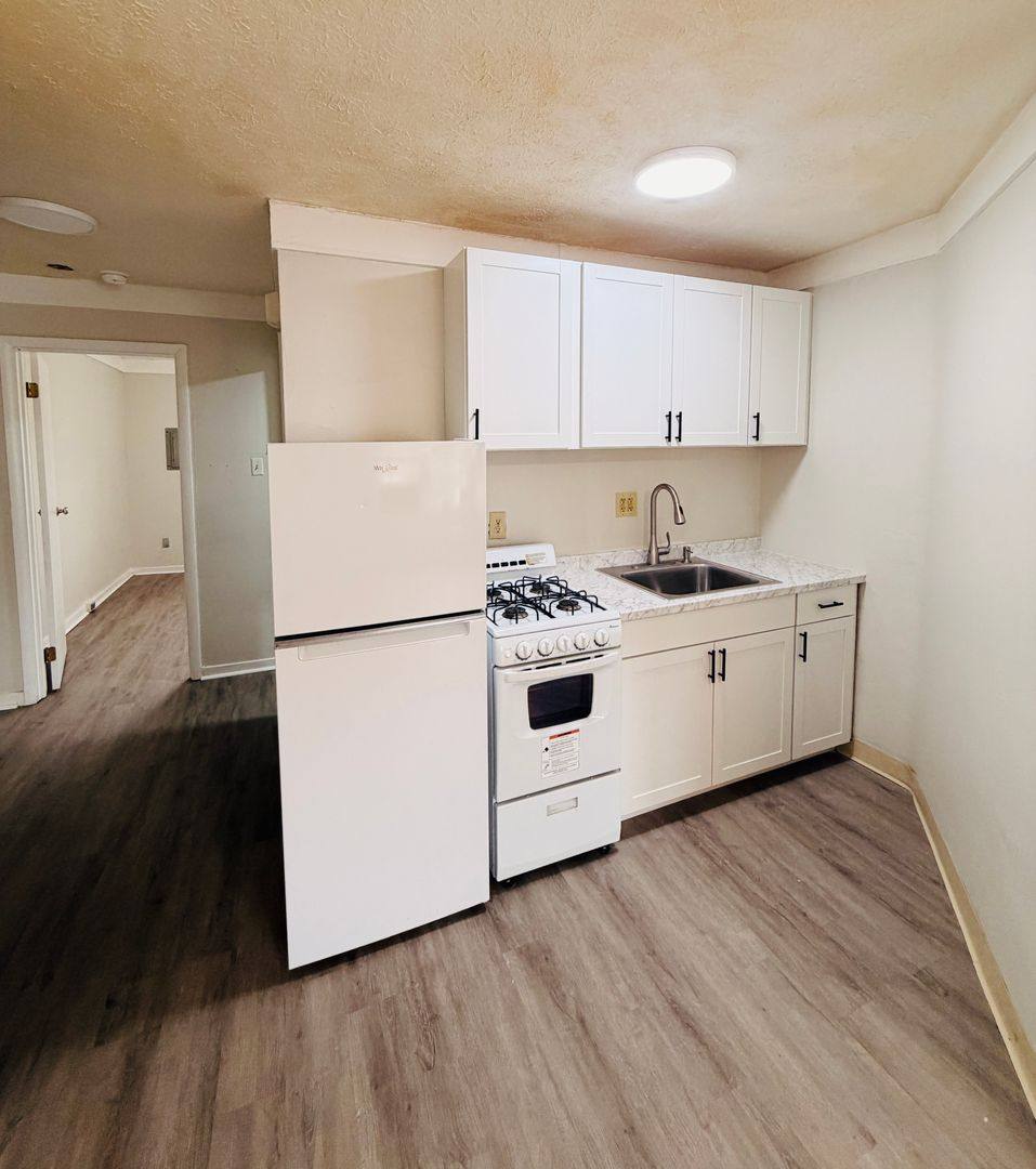 Apartment for rent at 450 1 2 Augusta St, Pittsburgh, PA 15211