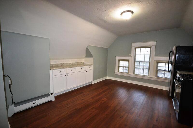 Apartment for rent at 3714 Walnut St #3, Kansas City, MO 64111
