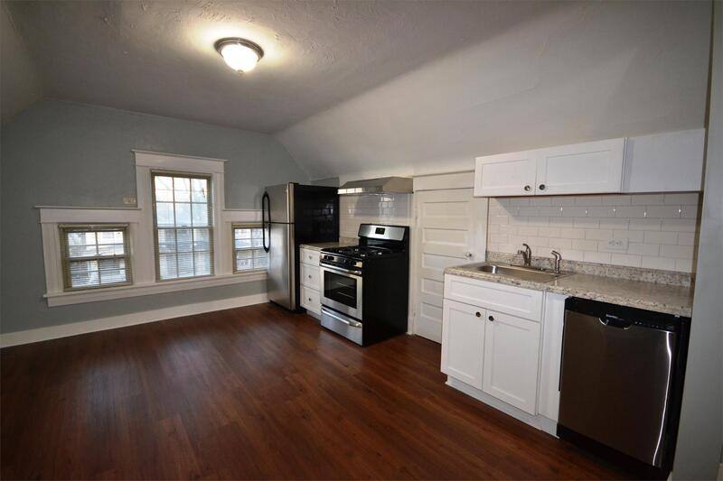 Apartment for rent at 3714 Walnut St #3, Kansas City, MO 64111