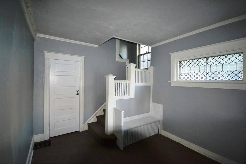 Apartment for rent at 3714 Walnut St #3, Kansas City, MO 64111