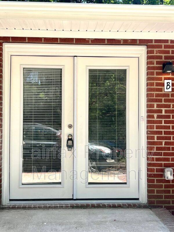 Apartment for rent at 1112 E Lawson St #B, Durham, NC 27701