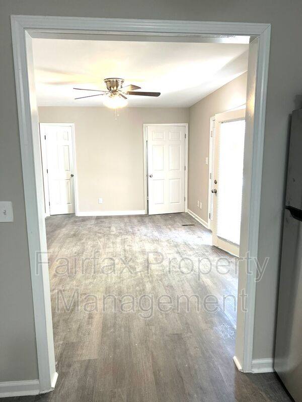 Apartment for rent at 1112 E Lawson St #B, Durham, NC 27701