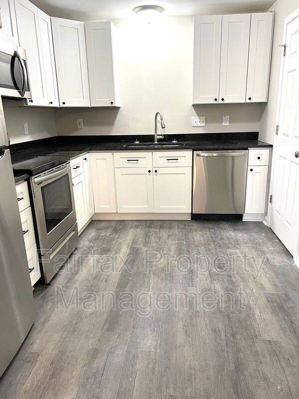 Apartment for rent at 1112 E Lawson St #B, Durham, NC 27701