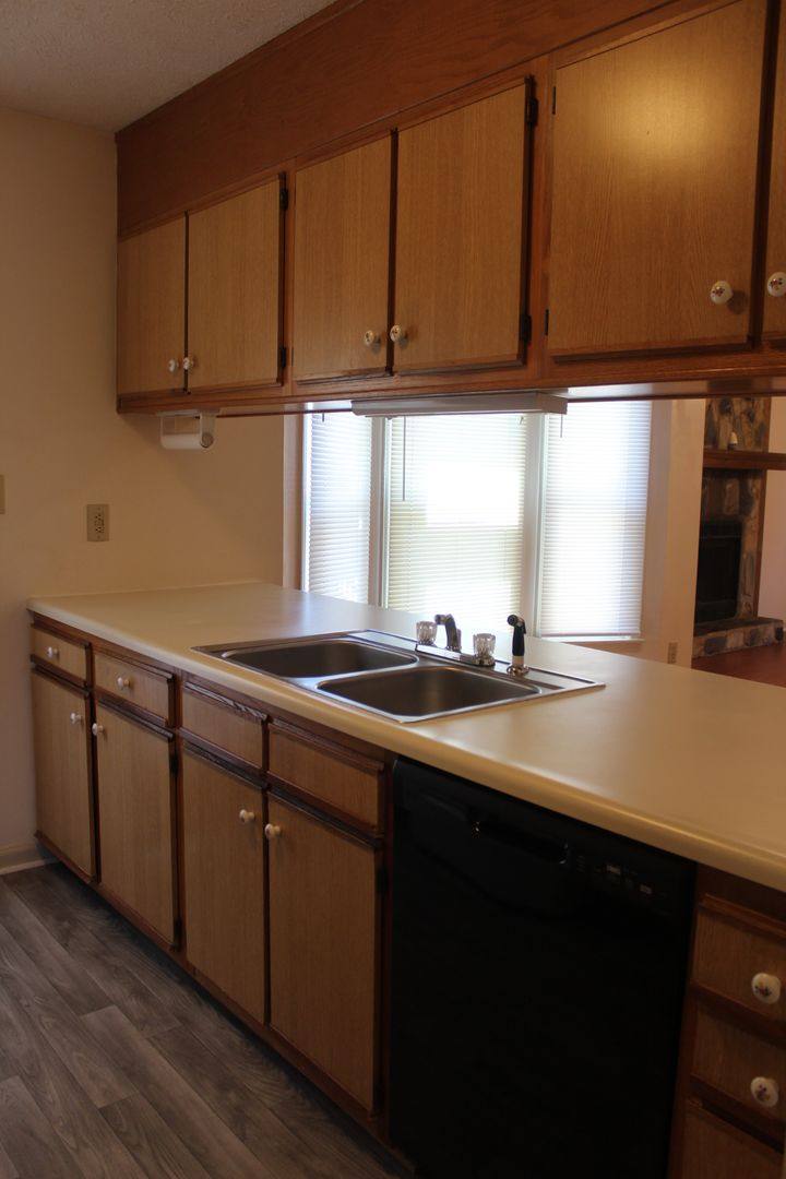 House for rent at 916 Glen Reilly Dr, Fayetteville, NC 28314