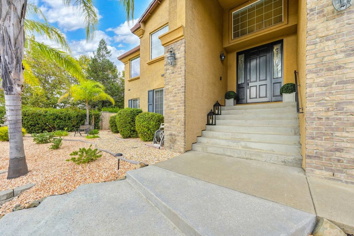 House for rent at 1676 Stronsay Court, Folsom, CA 95630