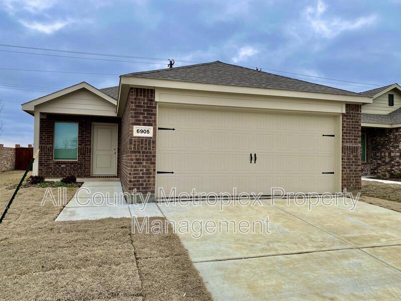 House for rent at 6905 Adderly Rd, Pilot Point, TX 76258