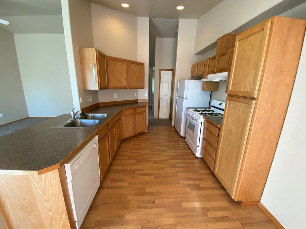 House for rent at 602 E Country Side Ave, Ellensburg, WA 98926