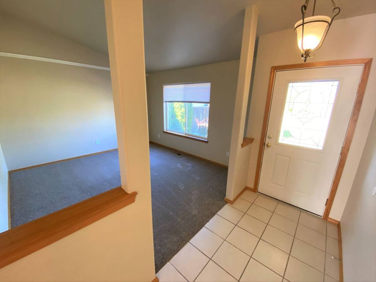 House for rent at 602 E Country Side Ave, Ellensburg, WA 98926