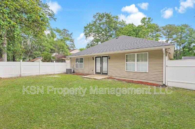 House for rent at 7331 Leghorn St, Savannah, GA 31406