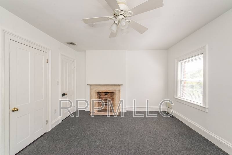 Apartment for rent at 146 Sussex St #3, Jersey City, NJ 07302