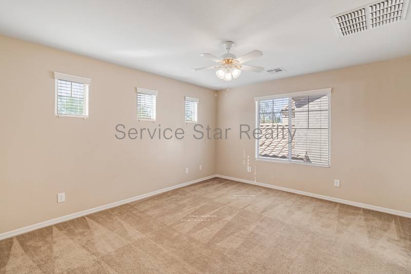 House for rent at 29323 N 21st Dr, Phoenix, AZ 85085