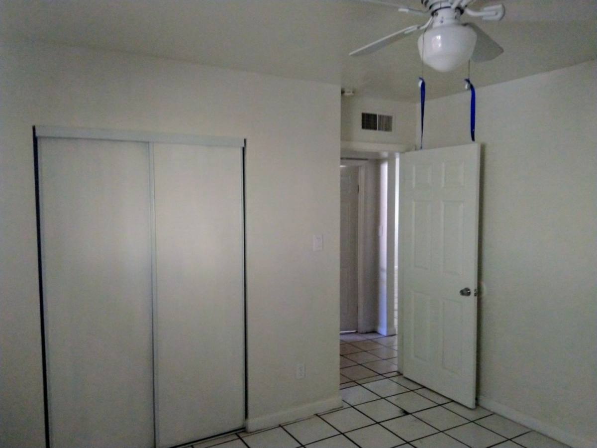 Apartment for rent at 2133 W Adams St, Phoenix, AZ 85009