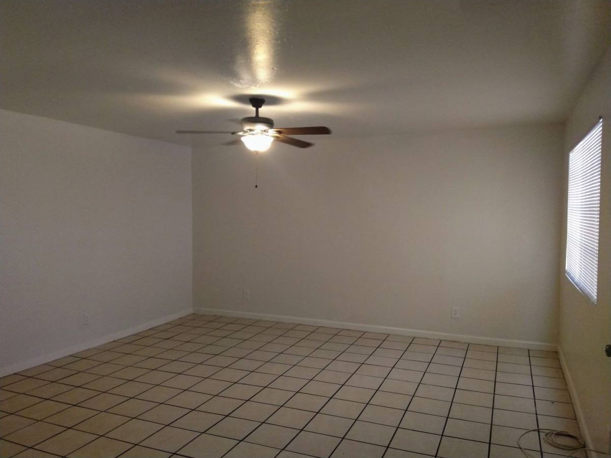Apartment for rent at 2133 W Adams St, Phoenix, AZ 85009