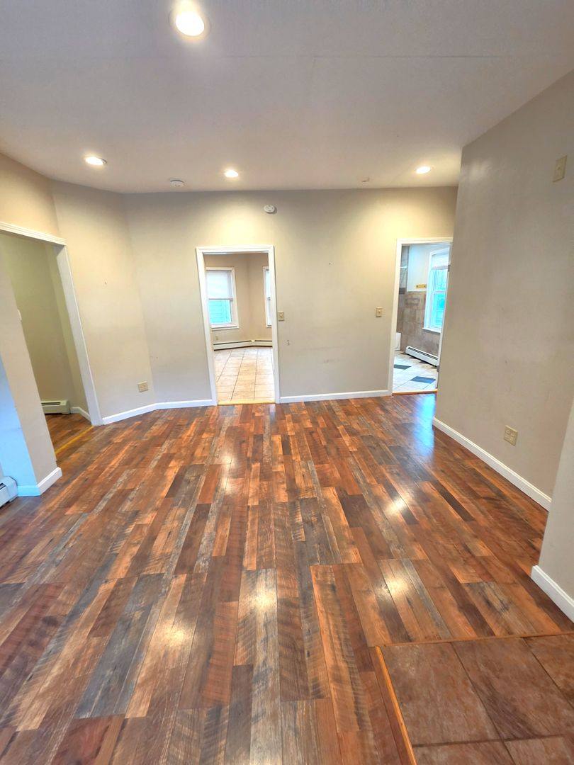 Apartment for rent at 1336-1340 Cranston St, Cranston, RI 02920