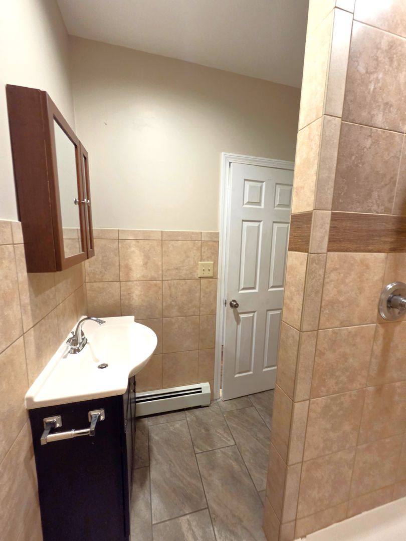 Apartment for rent at 1336-1340 Cranston St, Cranston, RI 02920