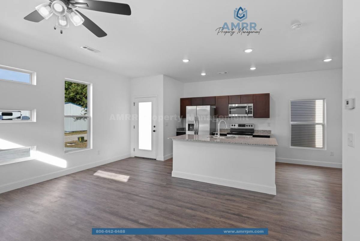 House for rent at 831 Massachusetts Ave, Bentonville, AR 72712