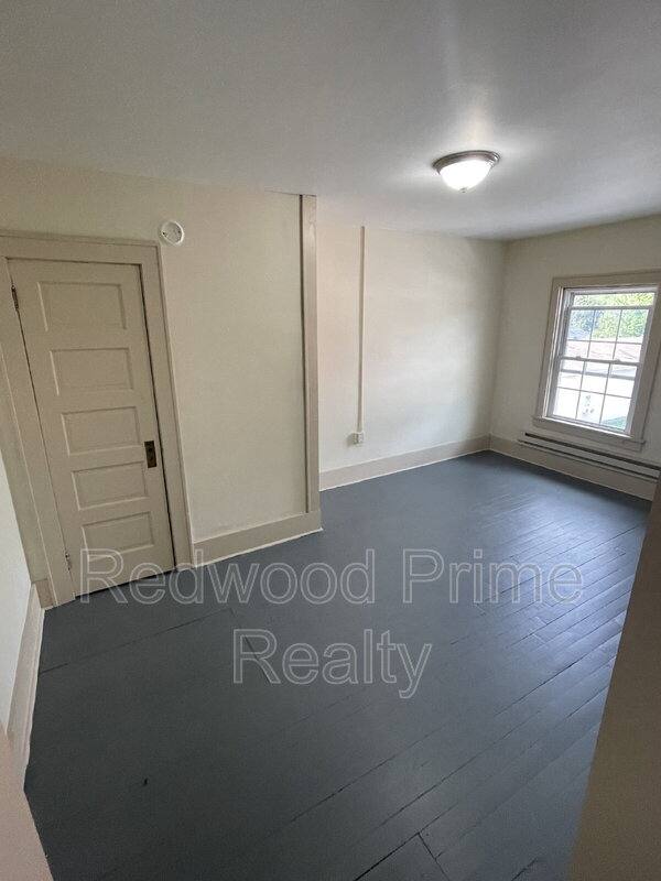 Apartment for rent at 908 Main St #202, Coalport, PA 16627