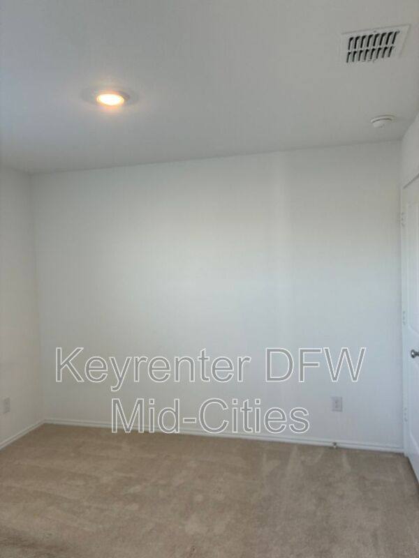 House for rent at 2840 Eppright Dr, Little Elm, TX 75068