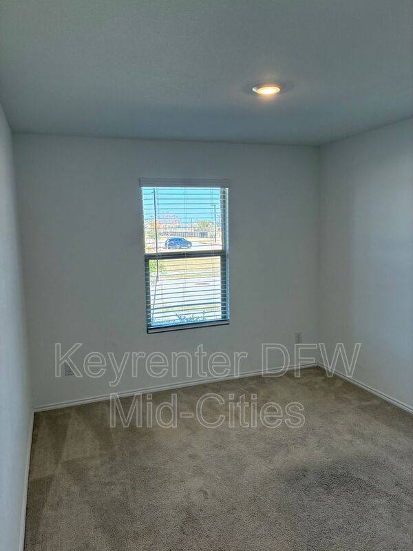 House for rent at 2840 Eppright Dr, Little Elm, TX 75068