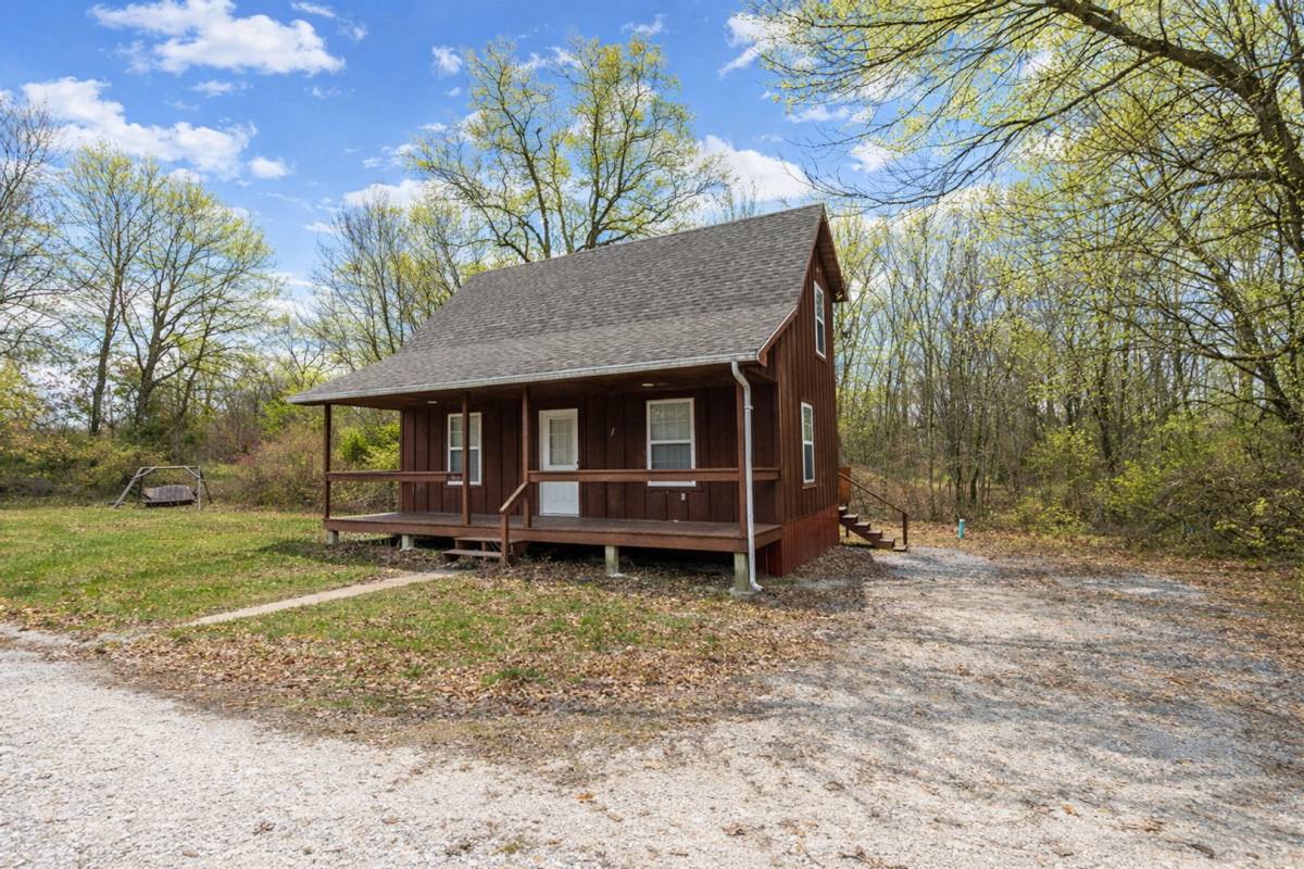 House for rent at 1530 Florence Dr, Fulton, MO 65251