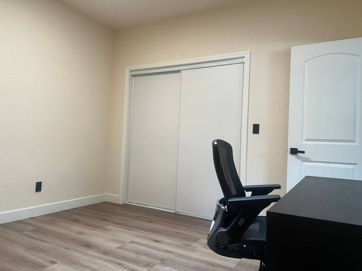 House for rent at 3625 Lyon Ave, Oakland, CA 94601