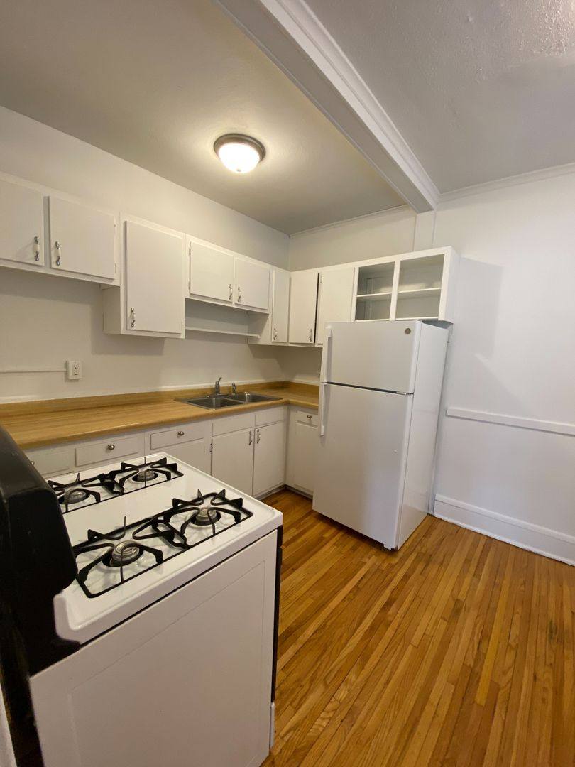 Apartment for rent at 600 W Franklin Ave, Minneapolis, MN 55405