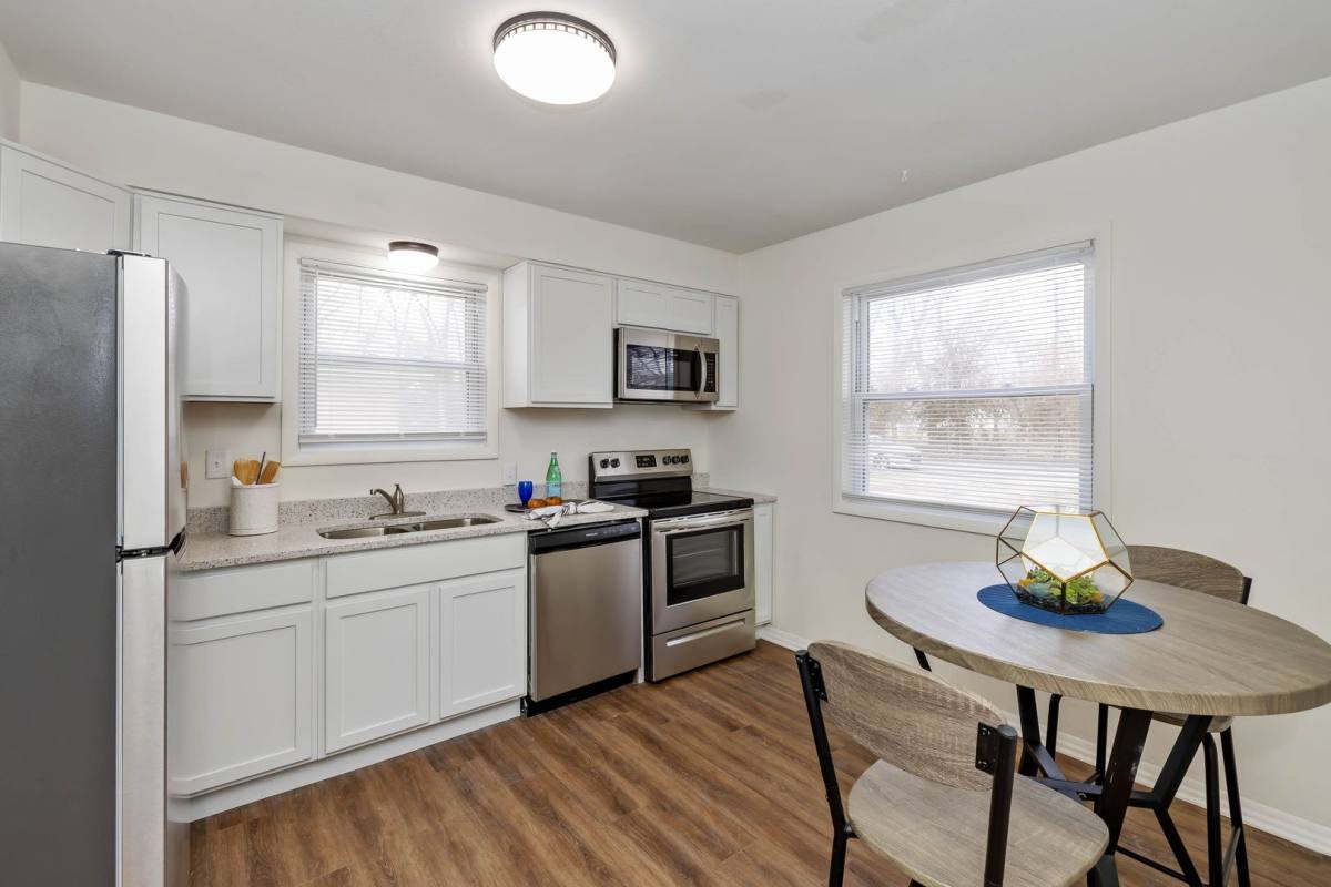Apartment for rent at 2121-2123 Fairfax Rd, Indianapolis, IN 46227