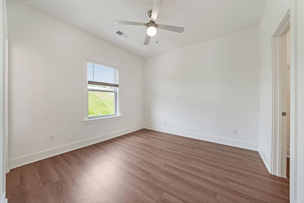 House for rent at 148 Huntley Dr, Pelham, AL 35124