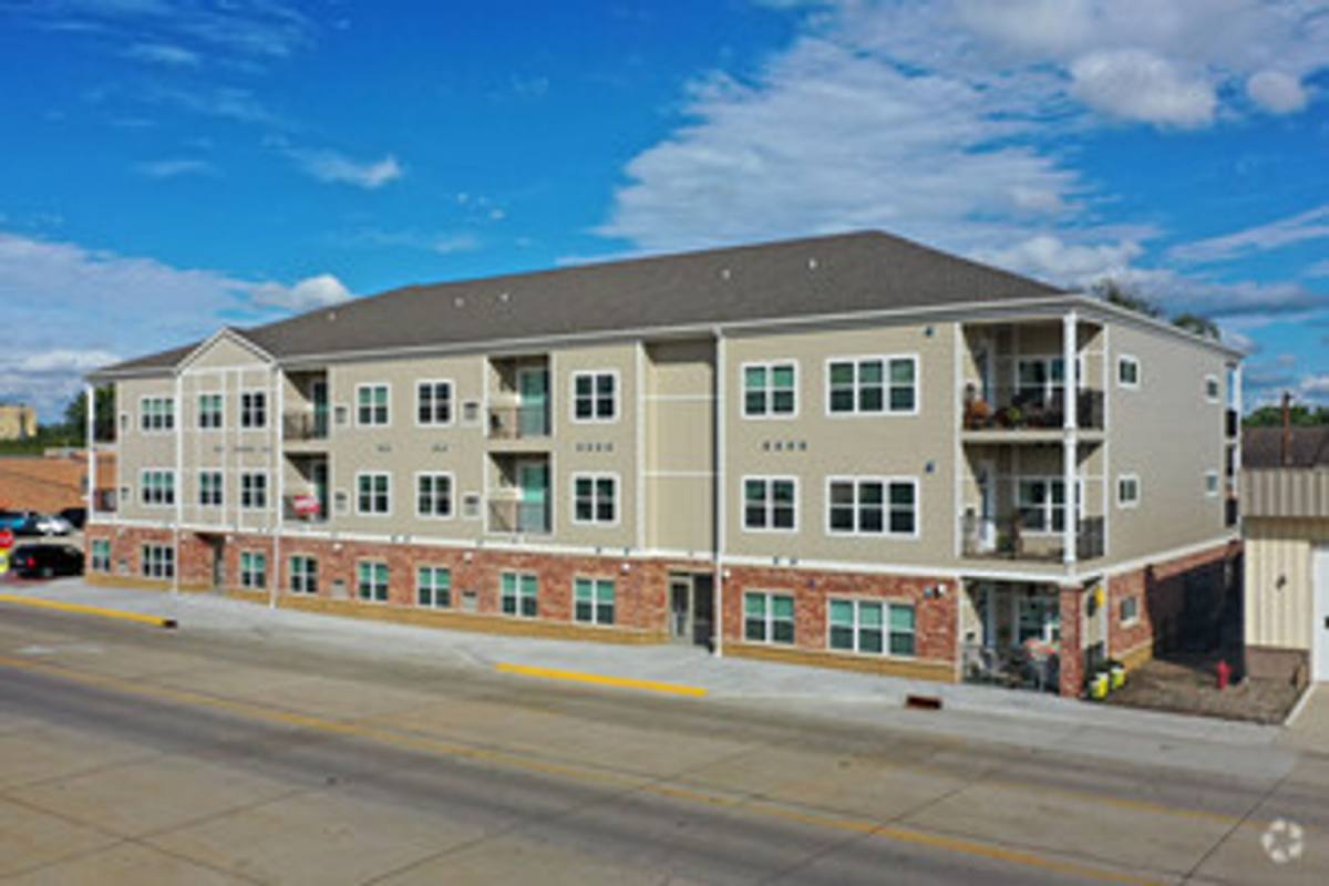 Apartment for rent at 301 S Main St, Pine Island, MN 55963
