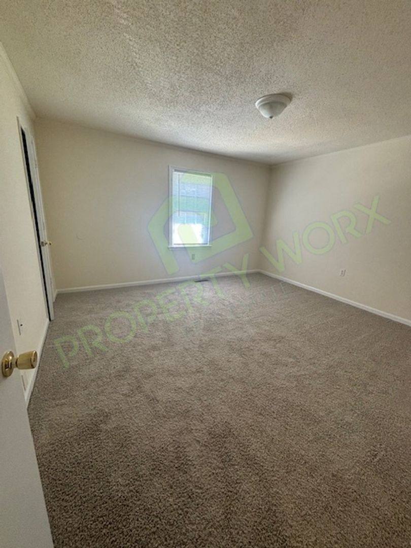 Townhouse for rent at 340 Sharpe Rd, Sharpsburg, NC 27878